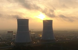 Первый энергоблок БелАЭС включен в сеть