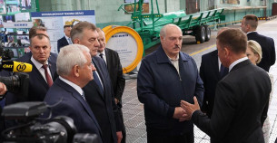 Президент Беларуси Александр Лукашенко требует активного вовлечения промпредприятий страны в работу по импортозамещению