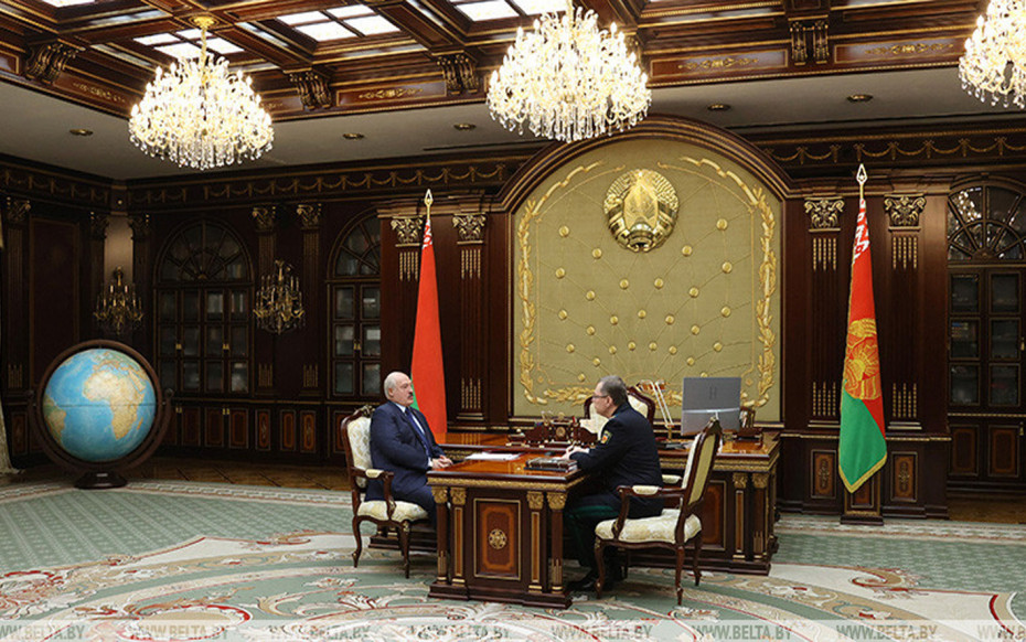 Александр Лукашенко подписал указ о создании комиссиии для работы с желающими вернуться на родину