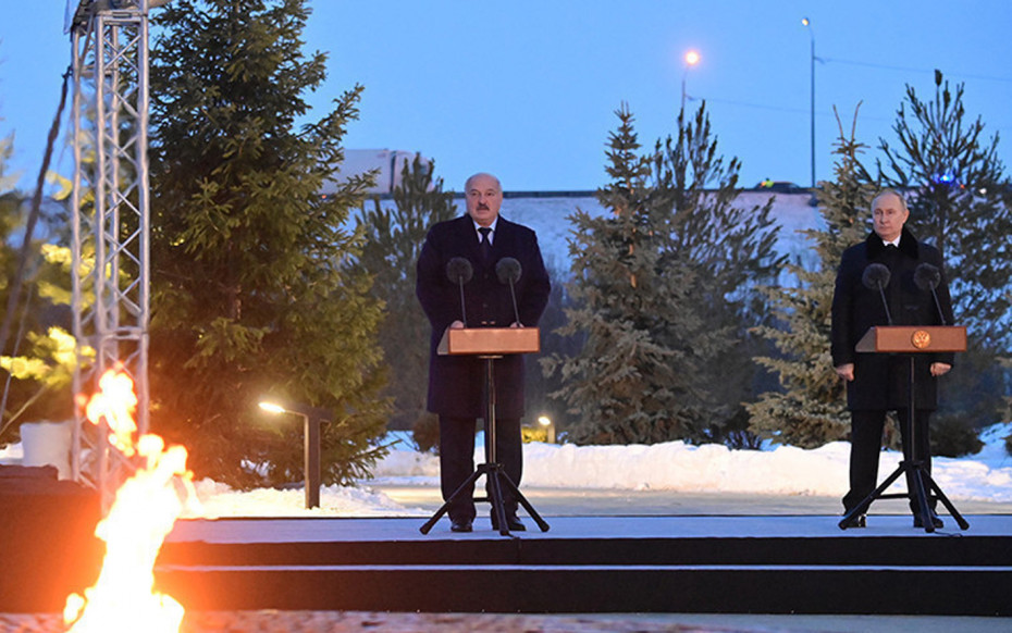 «Цена Великой Победы — наша общая боль». Александр Лукашенко в Ленобласти принял участие в открытии мемориального комплекса