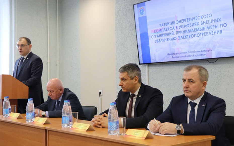 Министр энергетики Виктор Каранкевич с рабочим визитом посетил Ошмянские электрические сети