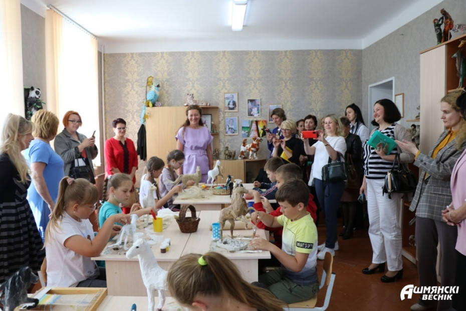 В Ошмянском центре творчества детей и молодежи прошел итоговый областной совет директоров учреждений дополнительного образования