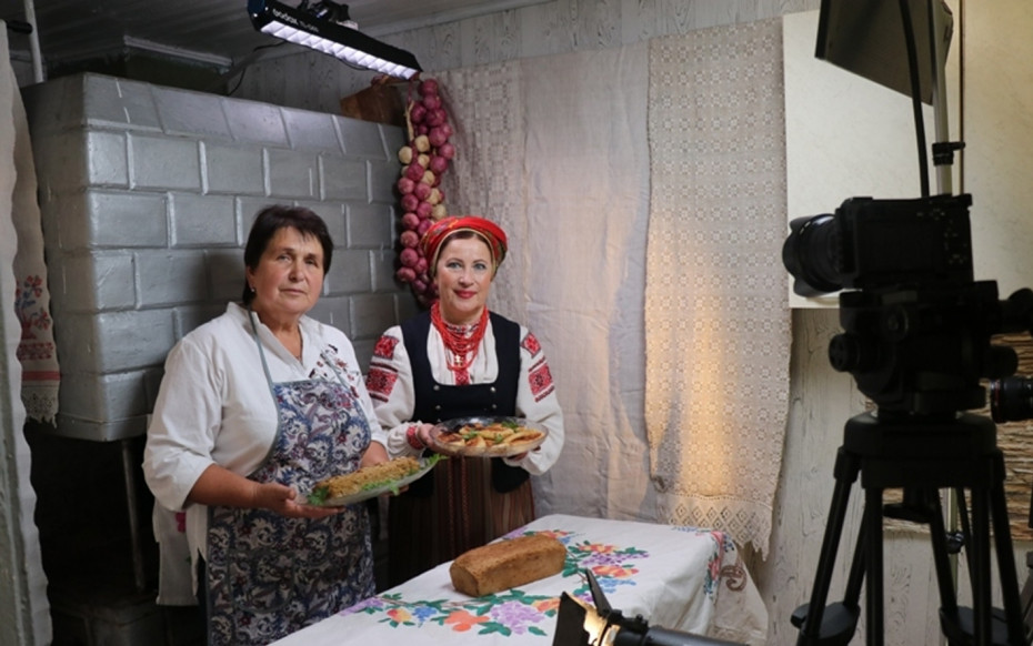 Ашмянскія гаспадыні прынялі ўдзел у здымках кулінарнага праекта “Беларуская кухня”