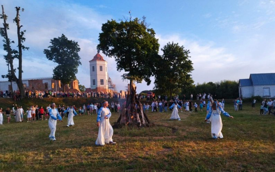 Вогнішча, папараць-кветка, варажба: як святкавалі Купалле ў Гальшанах